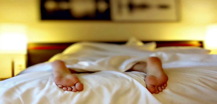 benefits of sleeping nude